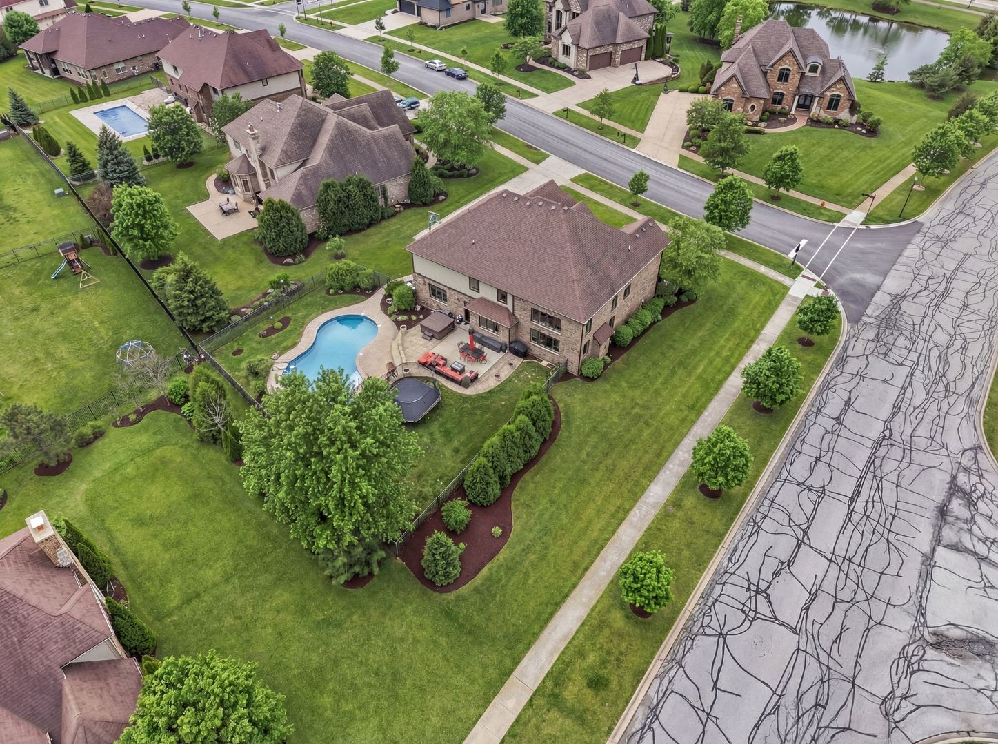 8743 Stone Creek Boulevard, Frankfort, IL 60423