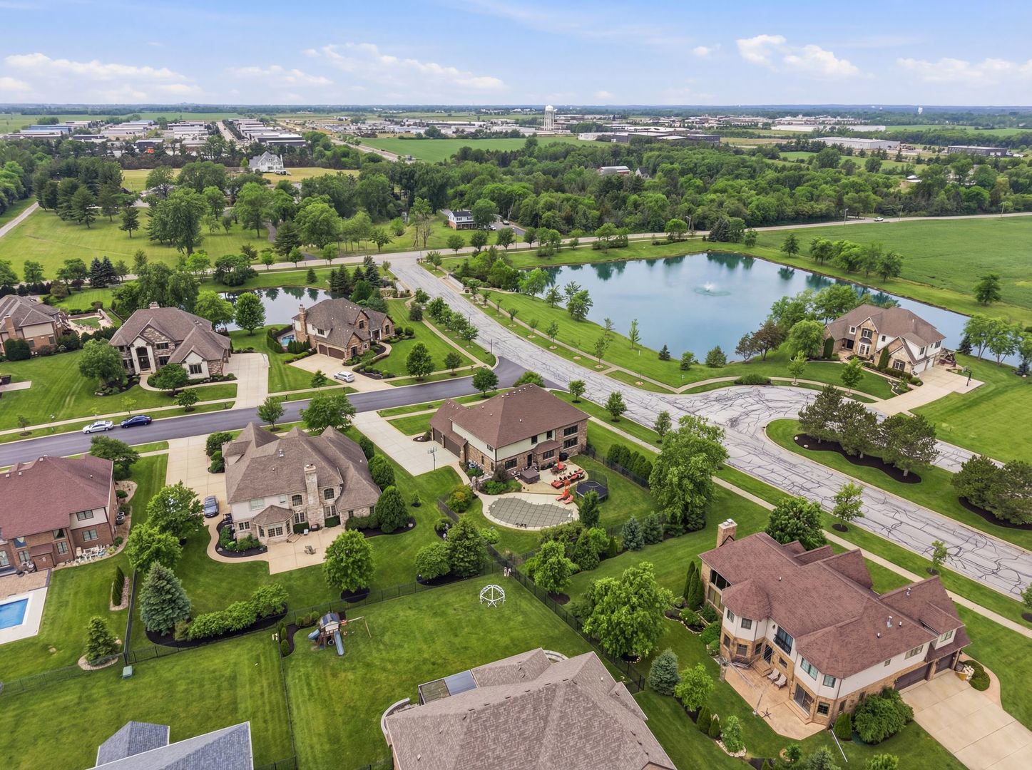 8743 Stone Creek Boulevard, Frankfort, IL 60423