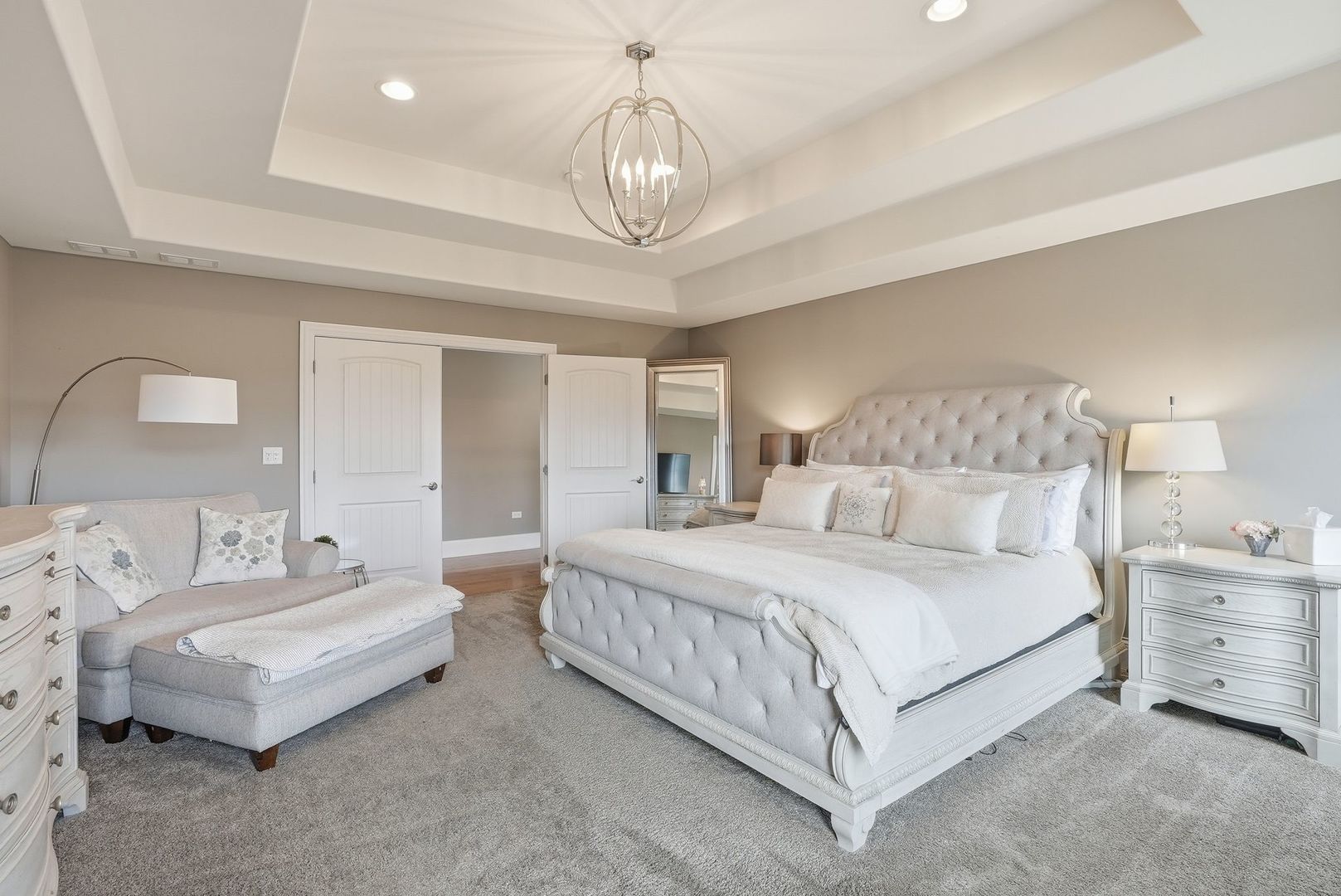 8743 Stone Creek Boulevard, Frankfort, IL 60423