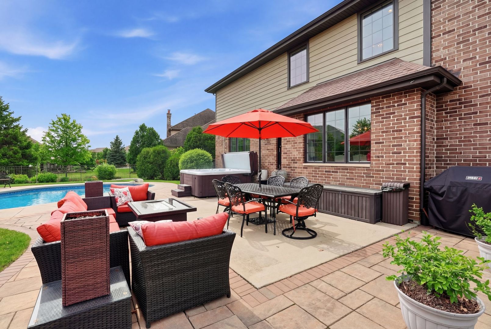 8743 Stone Creek Boulevard, Frankfort, IL 60423