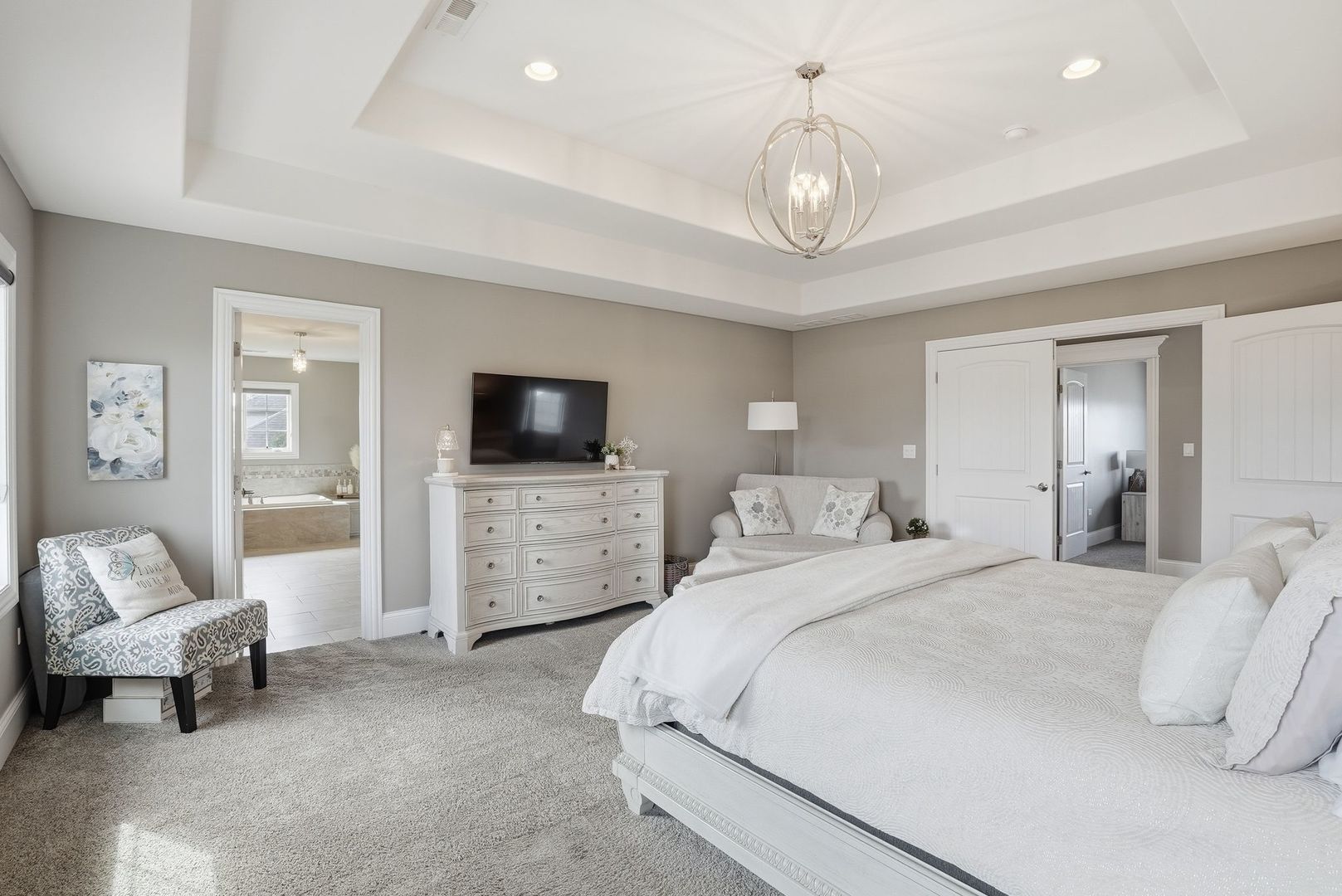 8743 Stone Creek Boulevard, Frankfort, IL 60423