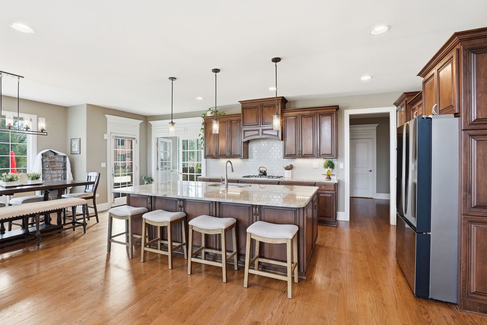 8743 Stone Creek Boulevard, Frankfort, IL 60423