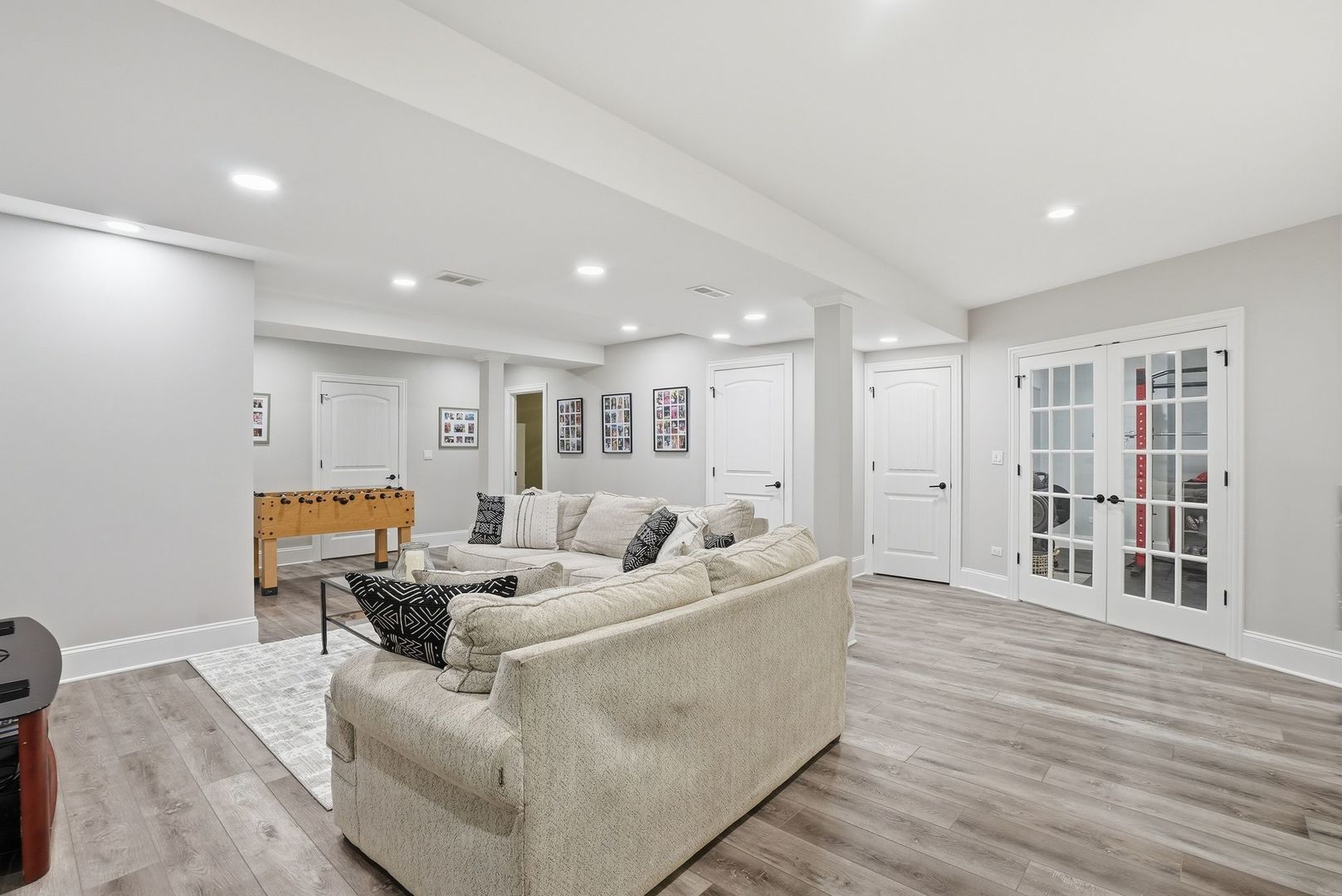 8743 Stone Creek Boulevard, Frankfort, IL 60423