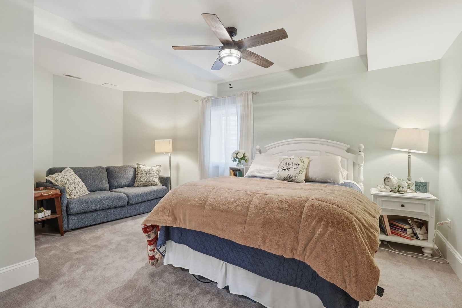 8743 Stone Creek Boulevard, Frankfort, IL 60423