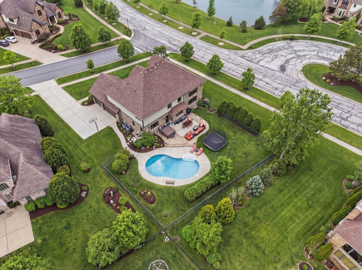 8743 Stone Creek Boulevard, Frankfort, IL 60423