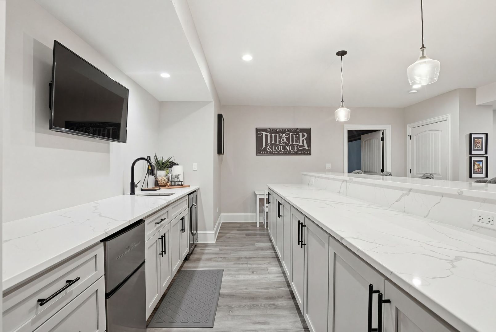 8743 Stone Creek Boulevard, Frankfort, IL 60423