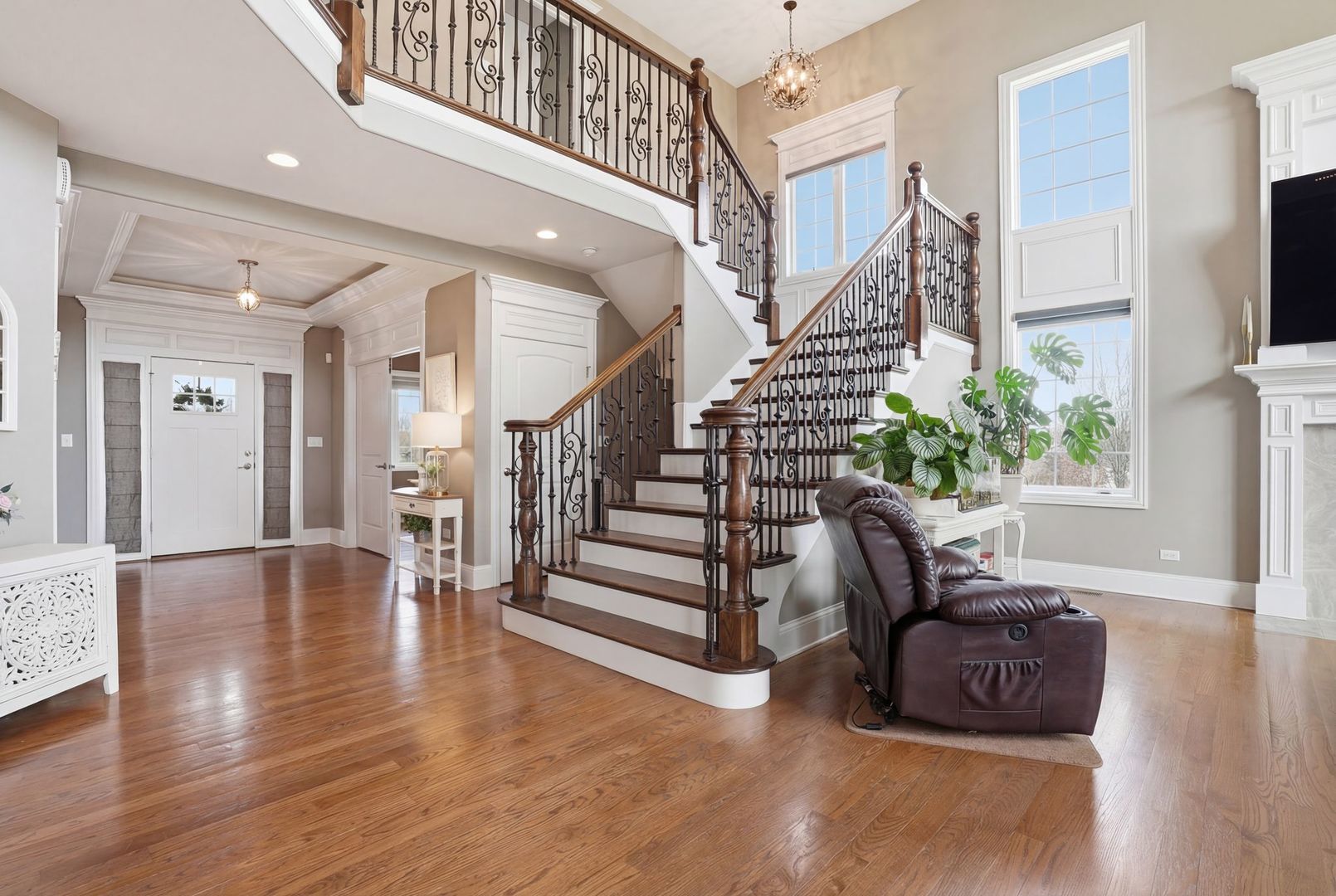 8743 Stone Creek Boulevard, Frankfort, IL 60423