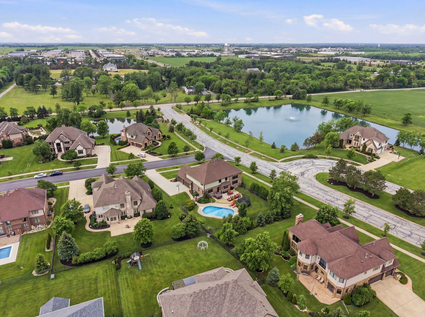 8743 Stone Creek Boulevard, Frankfort, IL 60423