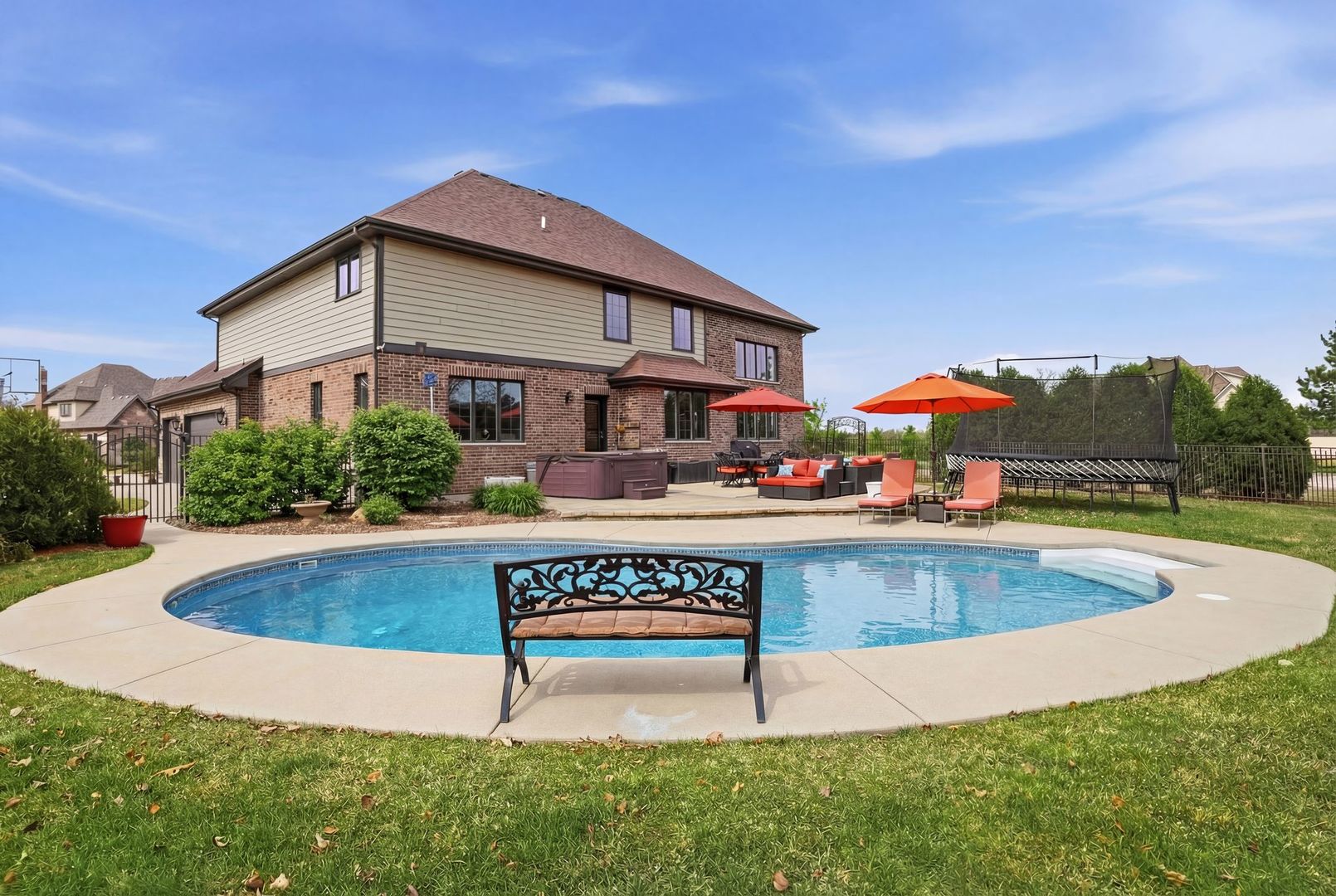 8743 Stone Creek Boulevard, Frankfort, IL 60423