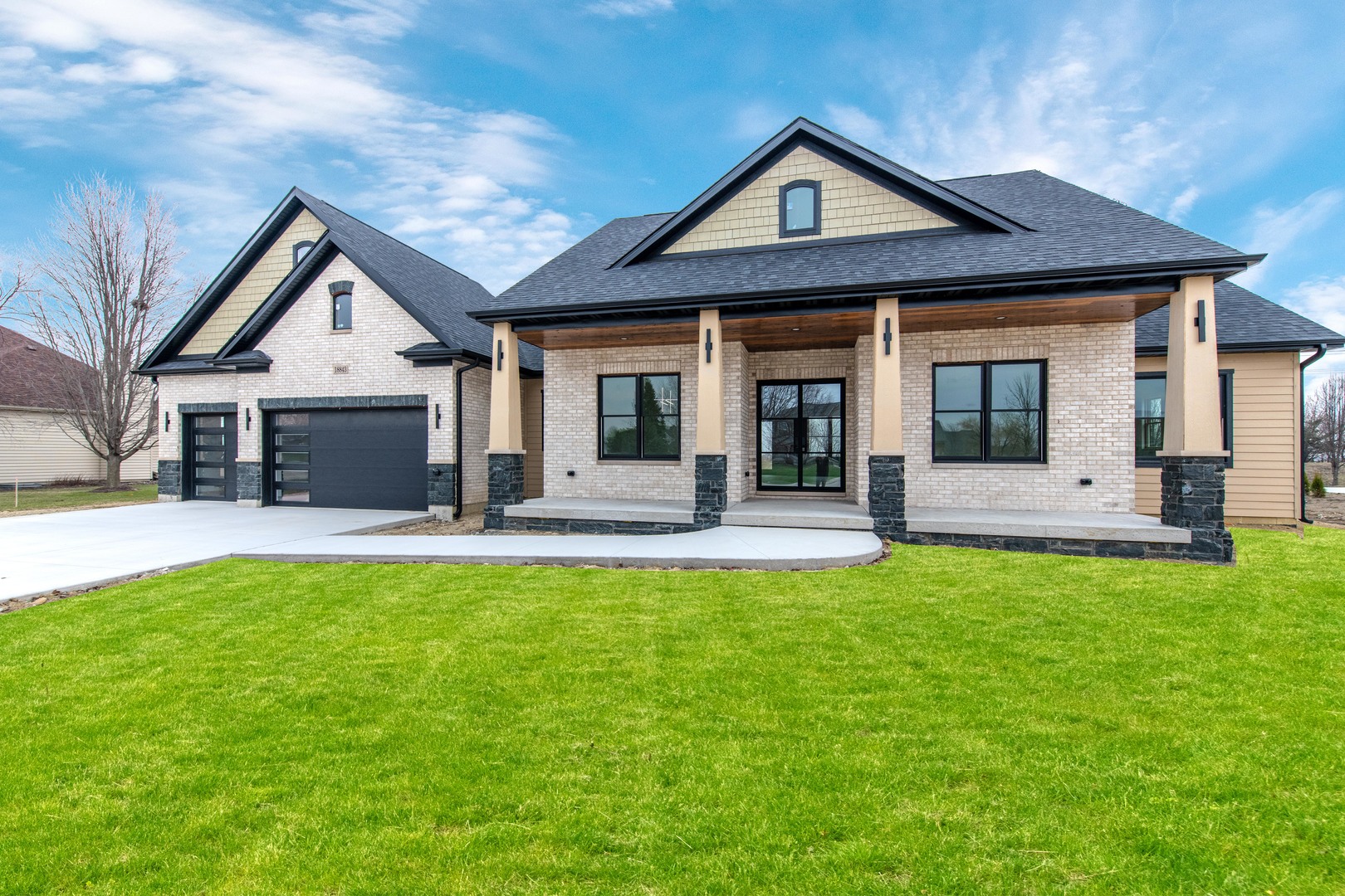 18843 S Chestnut Drive, Shorewood, IL 60404