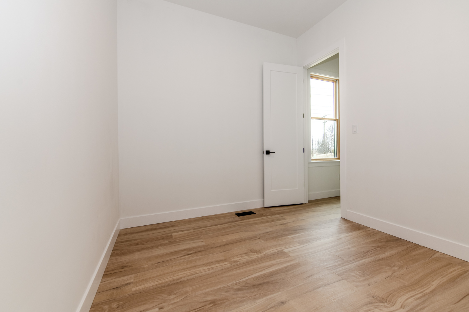 18843 S Chestnut Drive, Shorewood, IL 60404