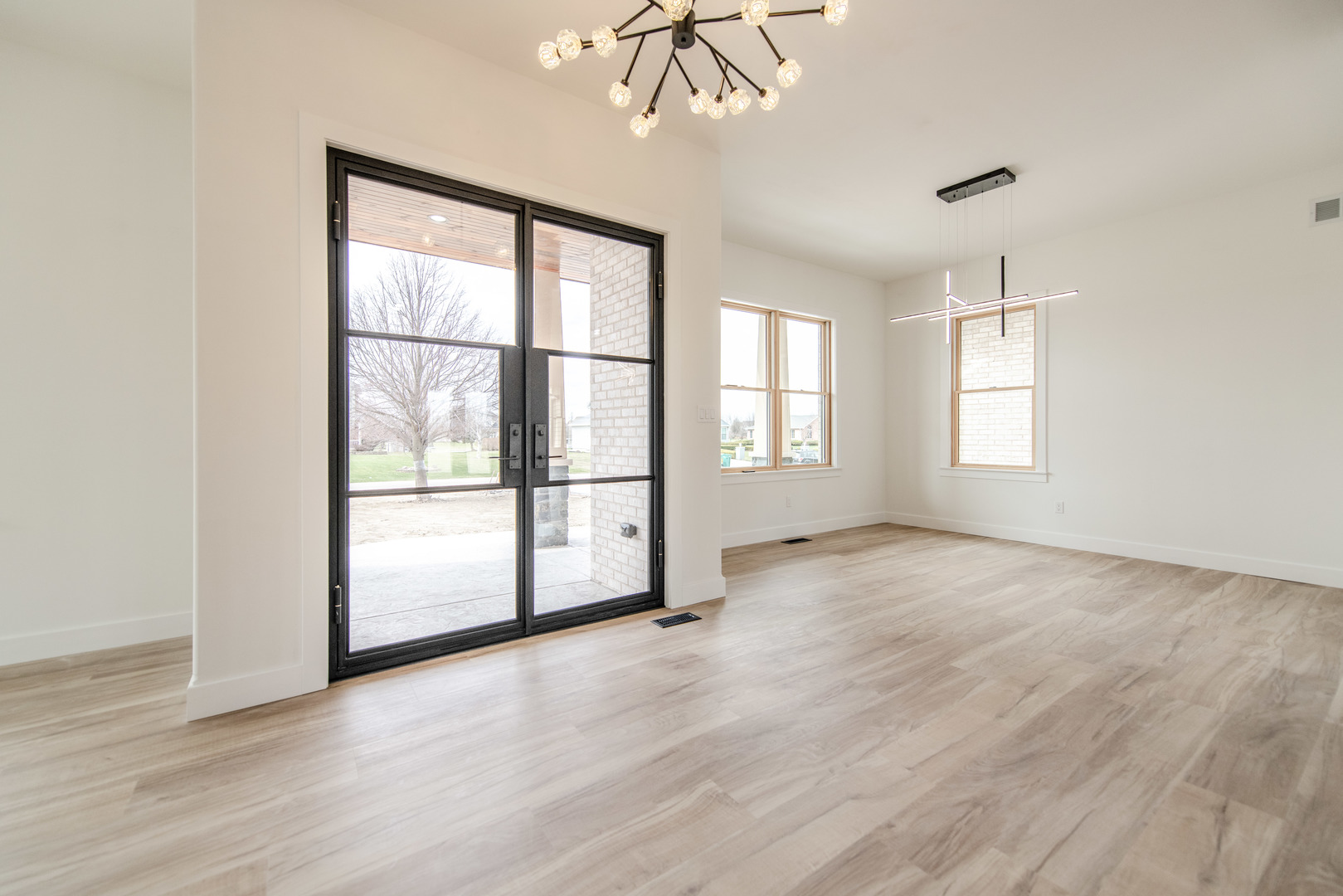 18843 S Chestnut Drive, Shorewood, IL 60404