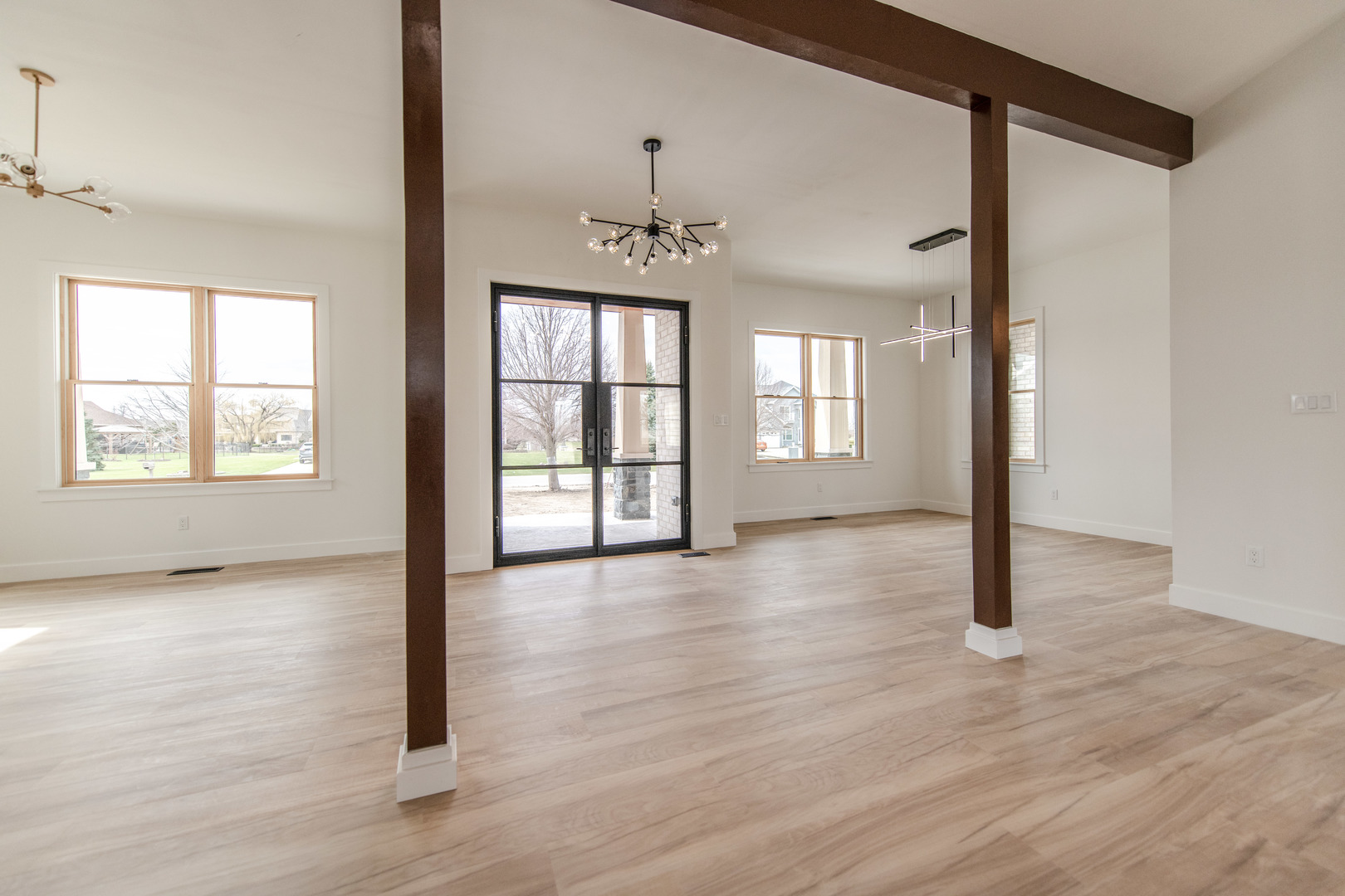 18843 S Chestnut Drive, Shorewood, IL 60404