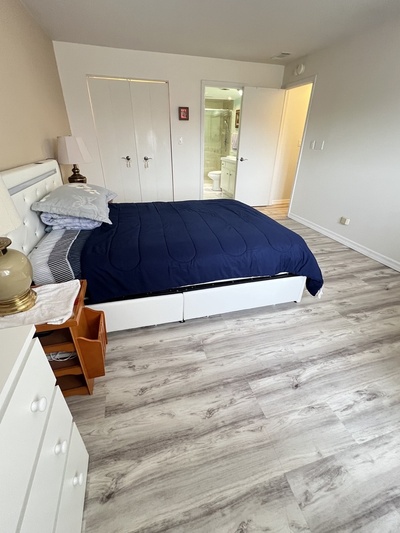 1030 S Fernandez Avenue #3N, Arlington Heights, IL 60005