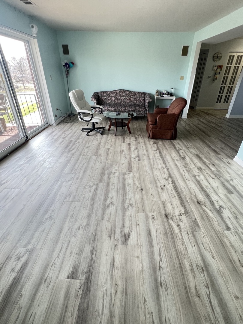 1030 S Fernandez Avenue #3N, Arlington Heights, IL 60005