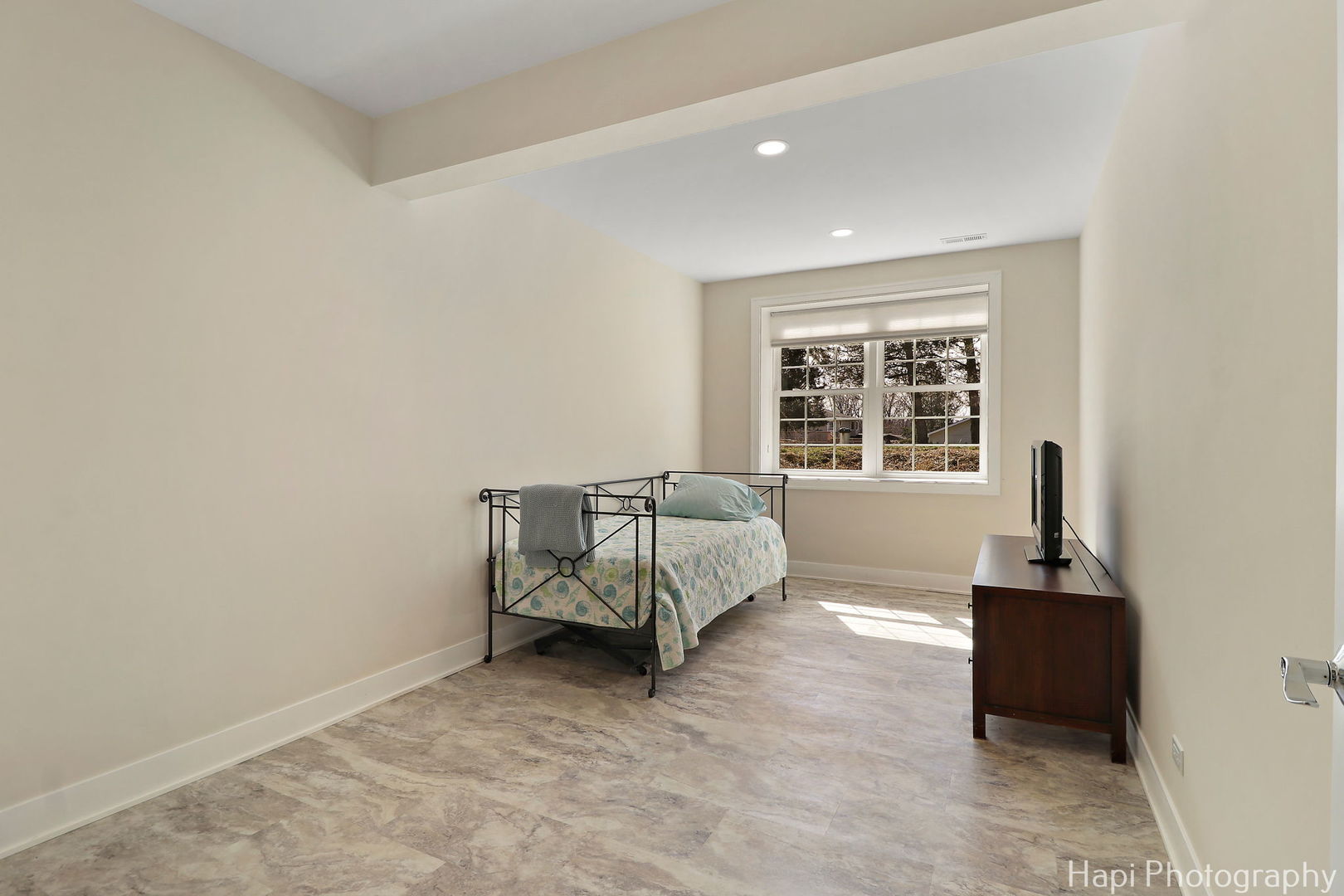 40442 N South Newport Drive, Antioch, IL 60002