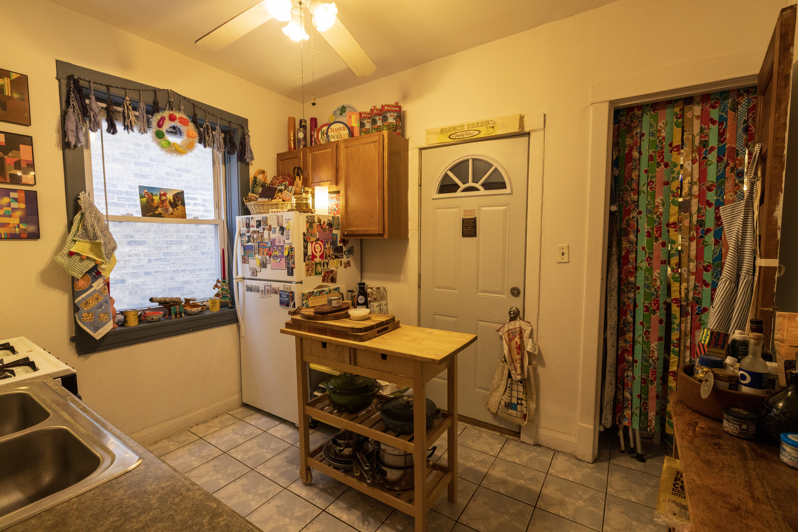 2648 N Francisco Avenue, Chicago, IL 60647