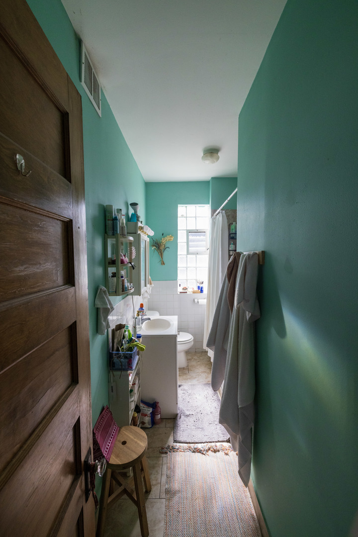 2648 N Francisco Avenue, Chicago, IL 60647