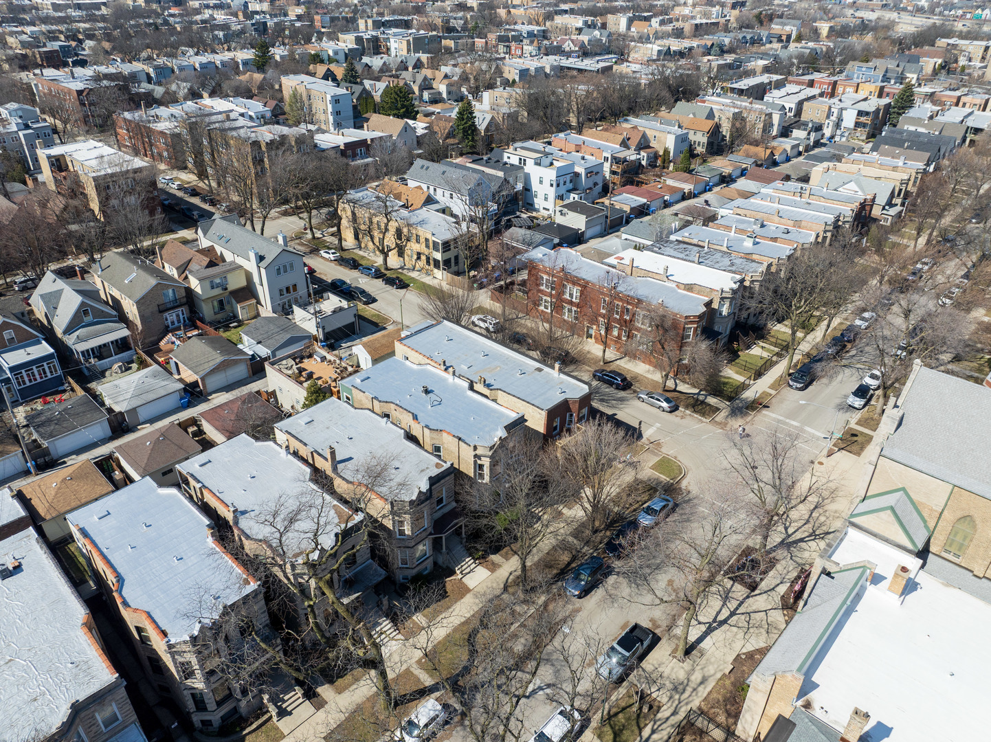 2648 N Francisco Avenue, Chicago, IL 60647