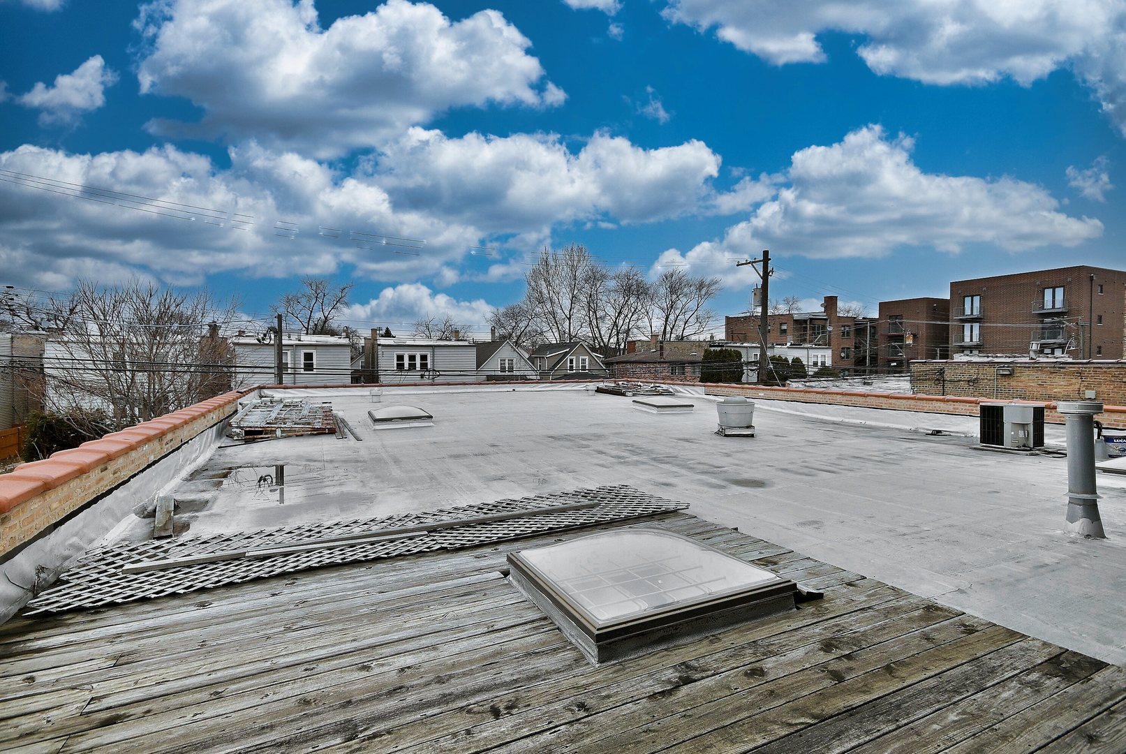 4128 W Belmont Avenue, Chicago, IL 60641