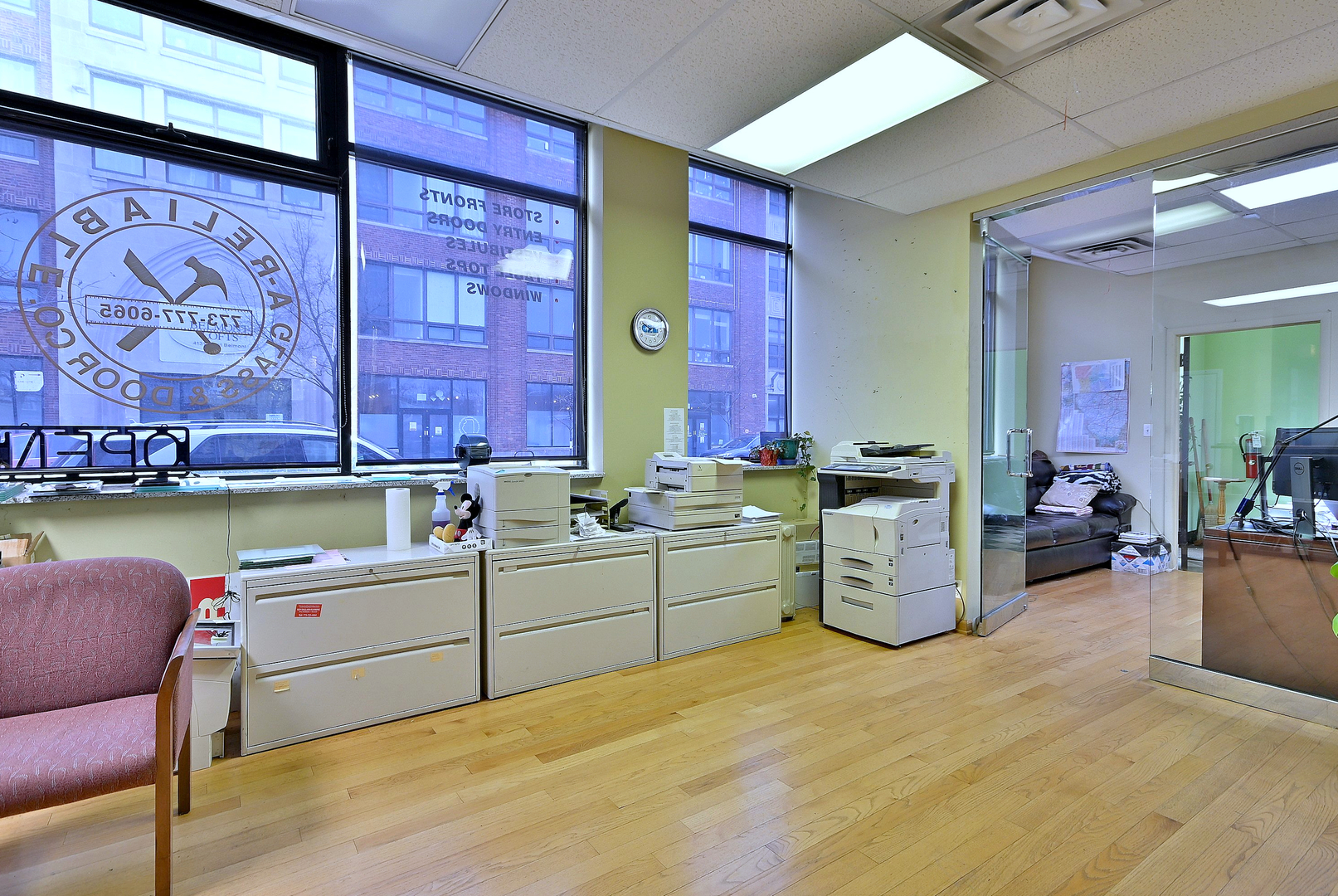 4128 W Belmont Avenue, Chicago, IL 60641