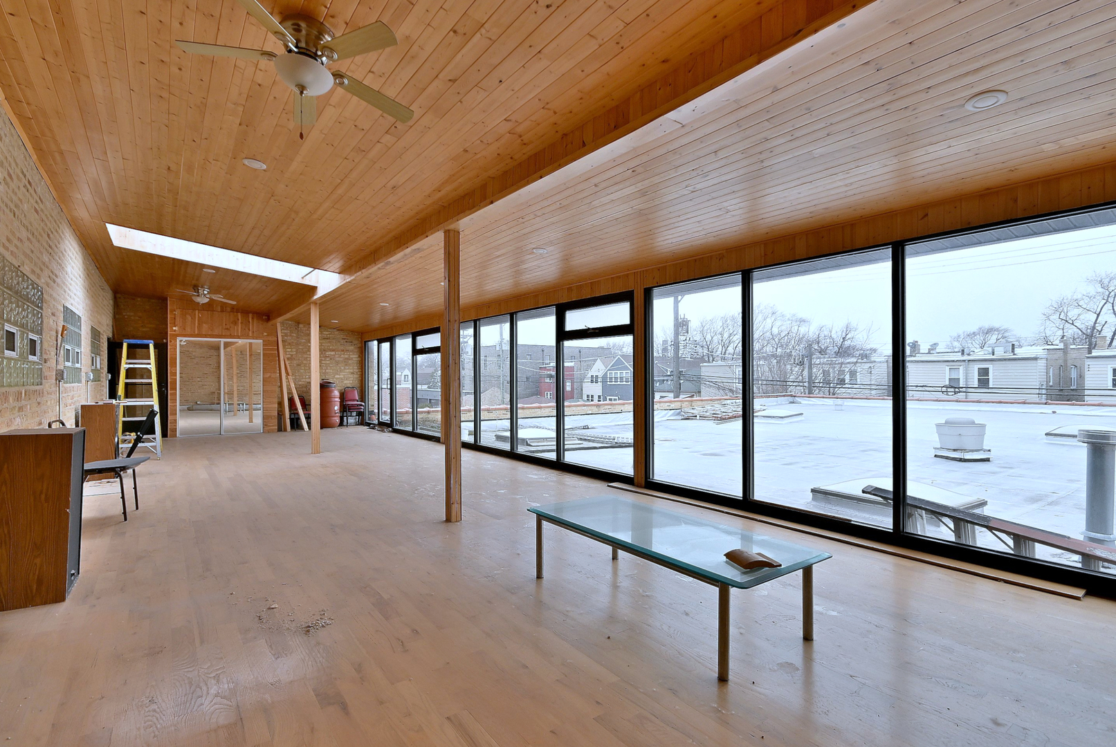 4128 W Belmont Avenue, Chicago, IL 60641