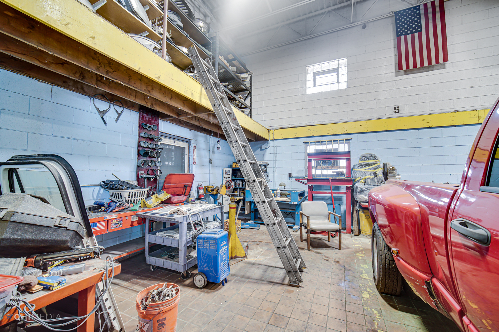 15500 VINCENNES Road, Phoenix, IL 60426