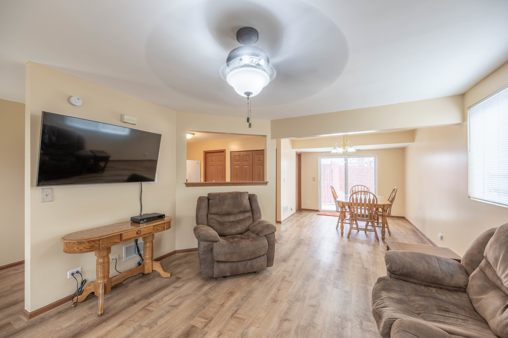 1068 Serendipity Drive, Aurora, IL 60504