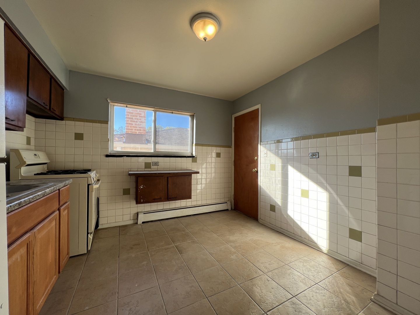 5305 S 72nd Court #4, Summit, IL 60501