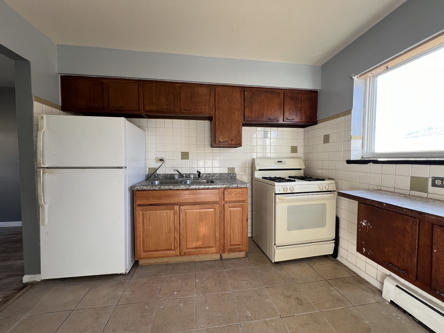 5305 S 72nd Court #4, Summit, IL 60501