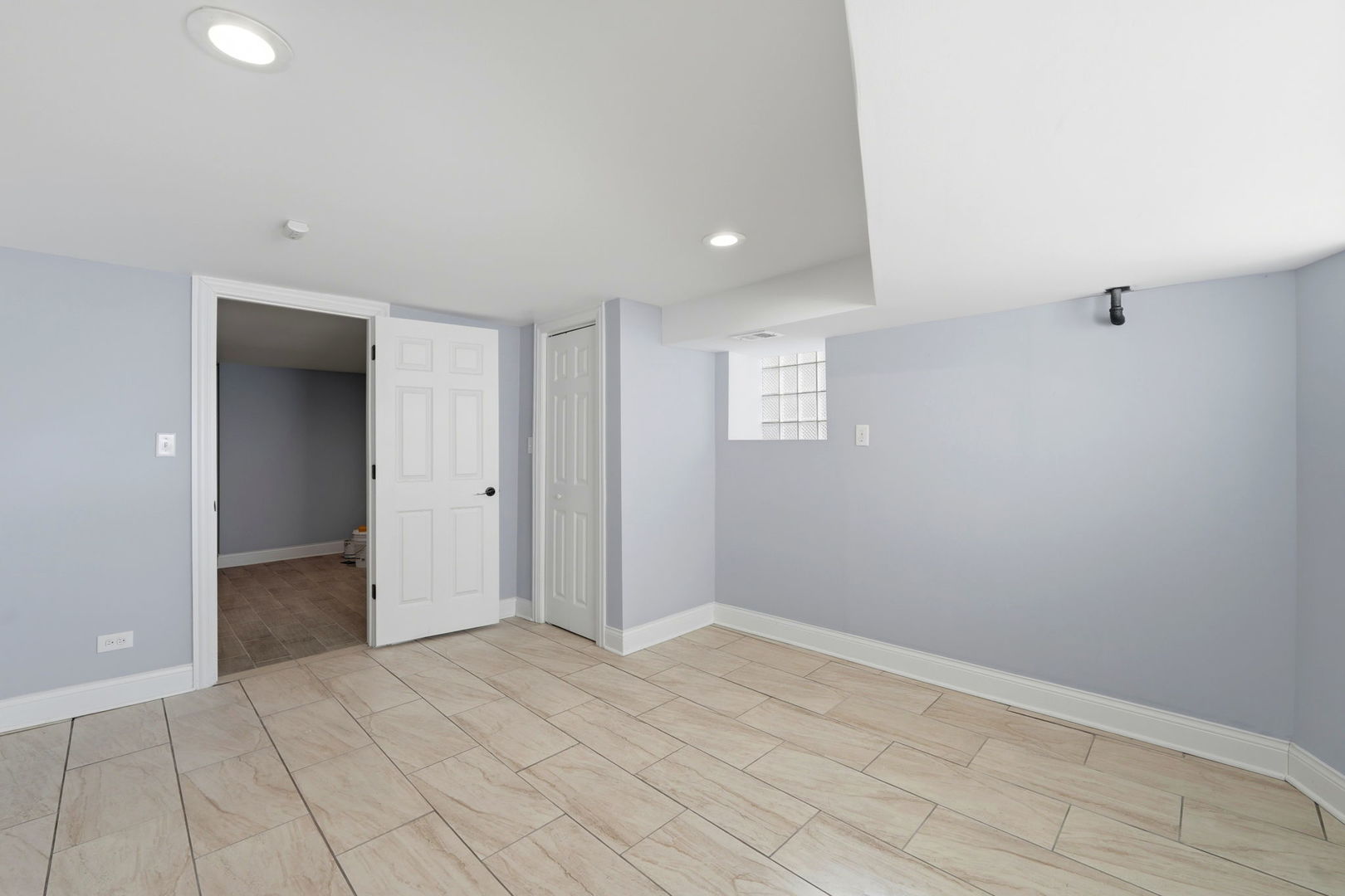 11431 S Indiana Avenue, Chicago, IL 60628