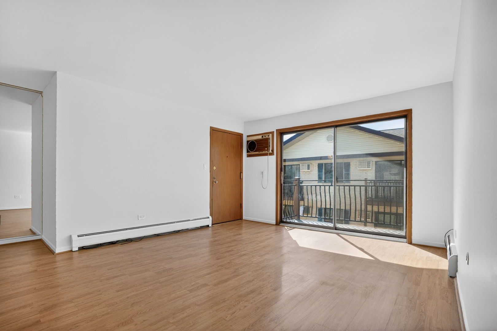 5143 N East River Road #355-D, Chicago, IL 60656