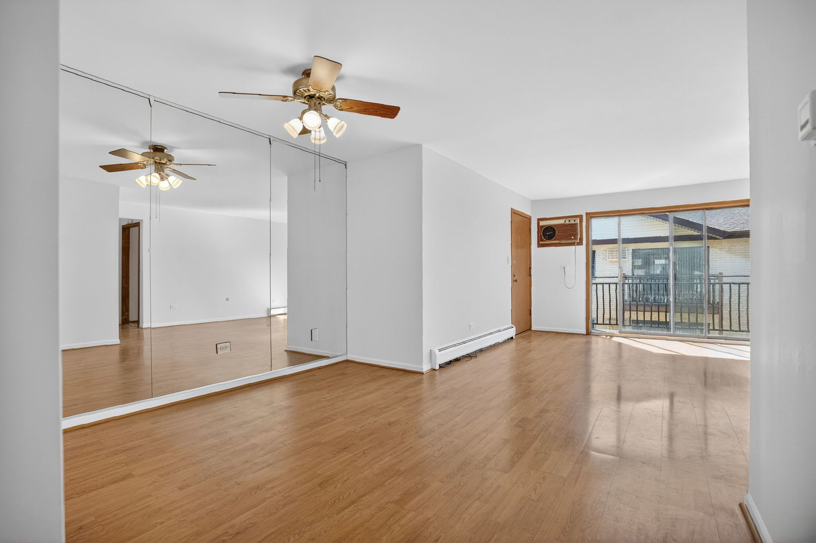 5143 N East River Road #355-D, Chicago, IL 60656