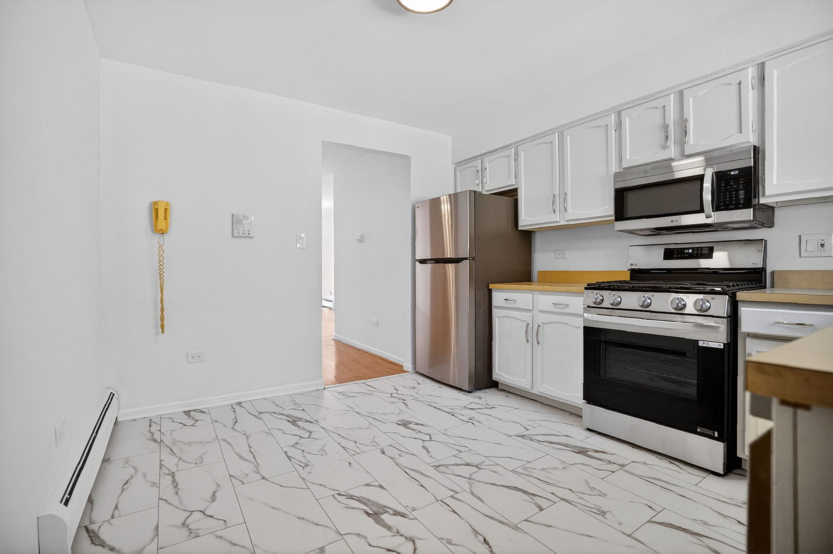 5143 N East River Road #355-D, Chicago, IL 60656