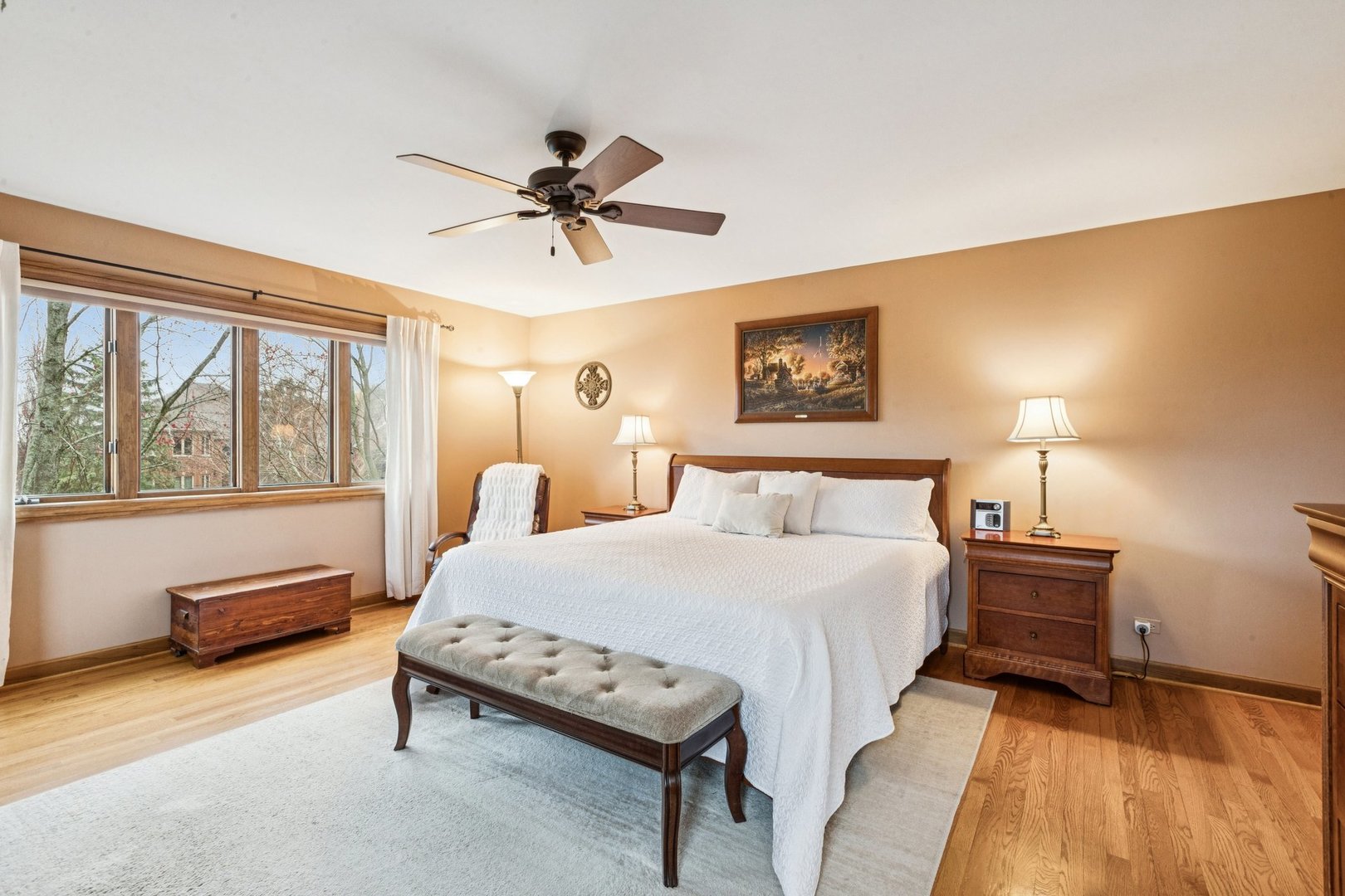 54 Gentry Drive, Hawthorn Woods, IL 60047