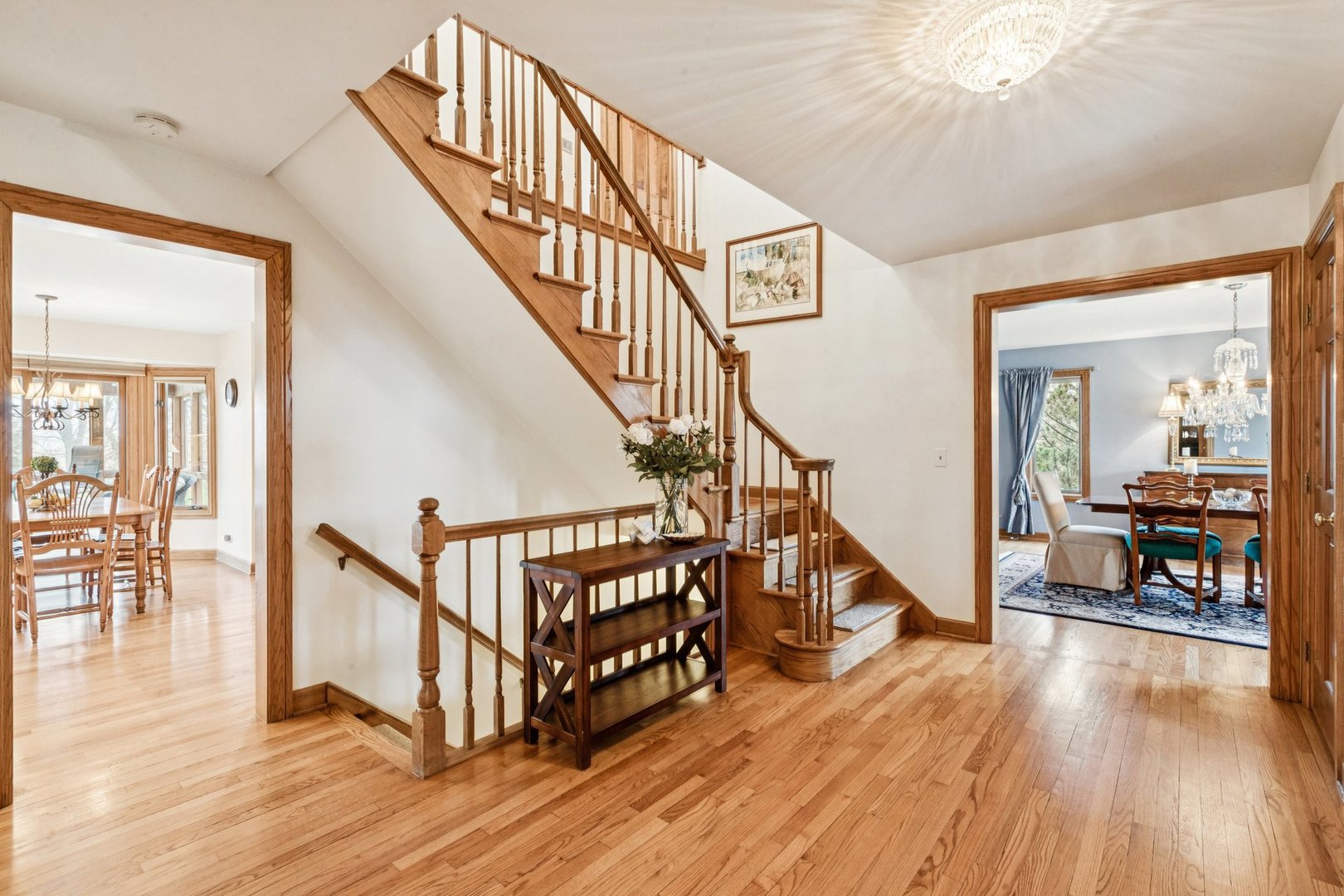 54 Gentry Drive, Hawthorn Woods, IL 60047