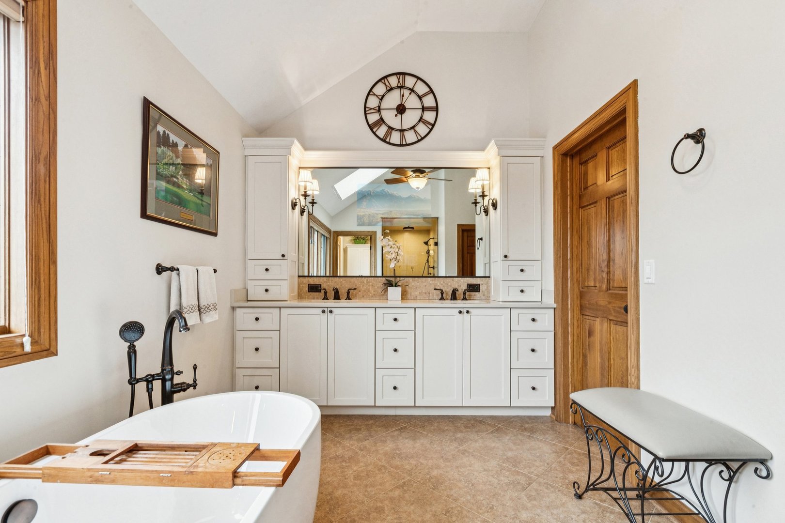 54 Gentry Drive, Hawthorn Woods, IL 60047