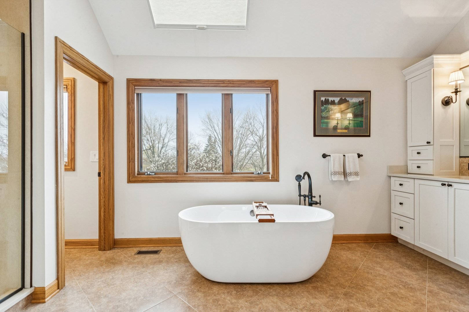 54 Gentry Drive, Hawthorn Woods, IL 60047