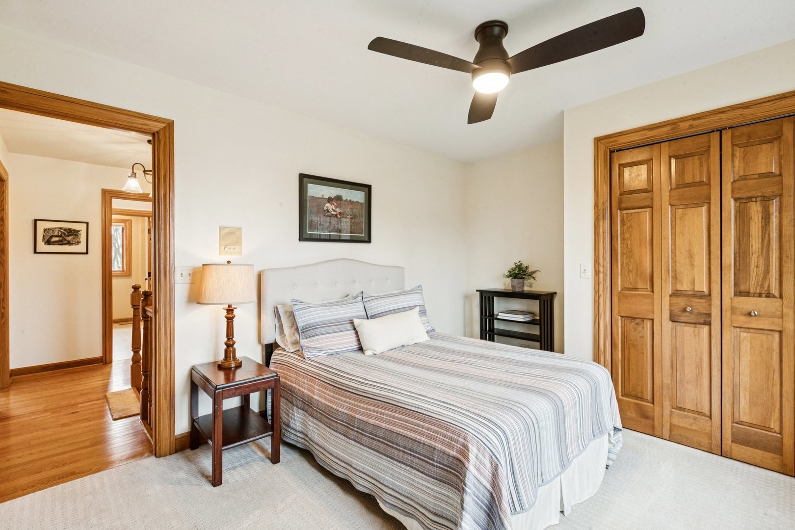 54 Gentry Drive, Hawthorn Woods, IL 60047