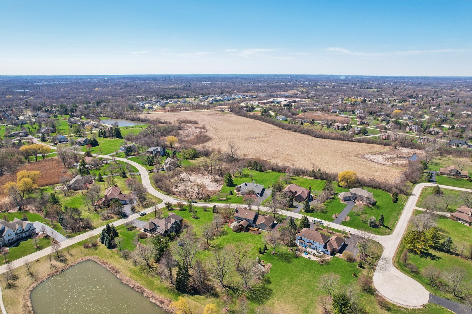 54 Gentry Drive, Hawthorn Woods, IL 60047