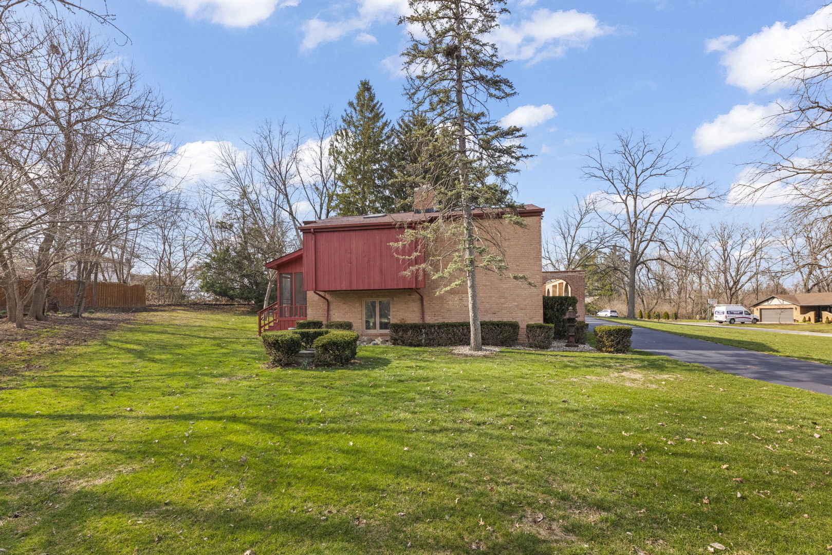 13500 W Little Creek Drive, Homer Glen, IL 60491