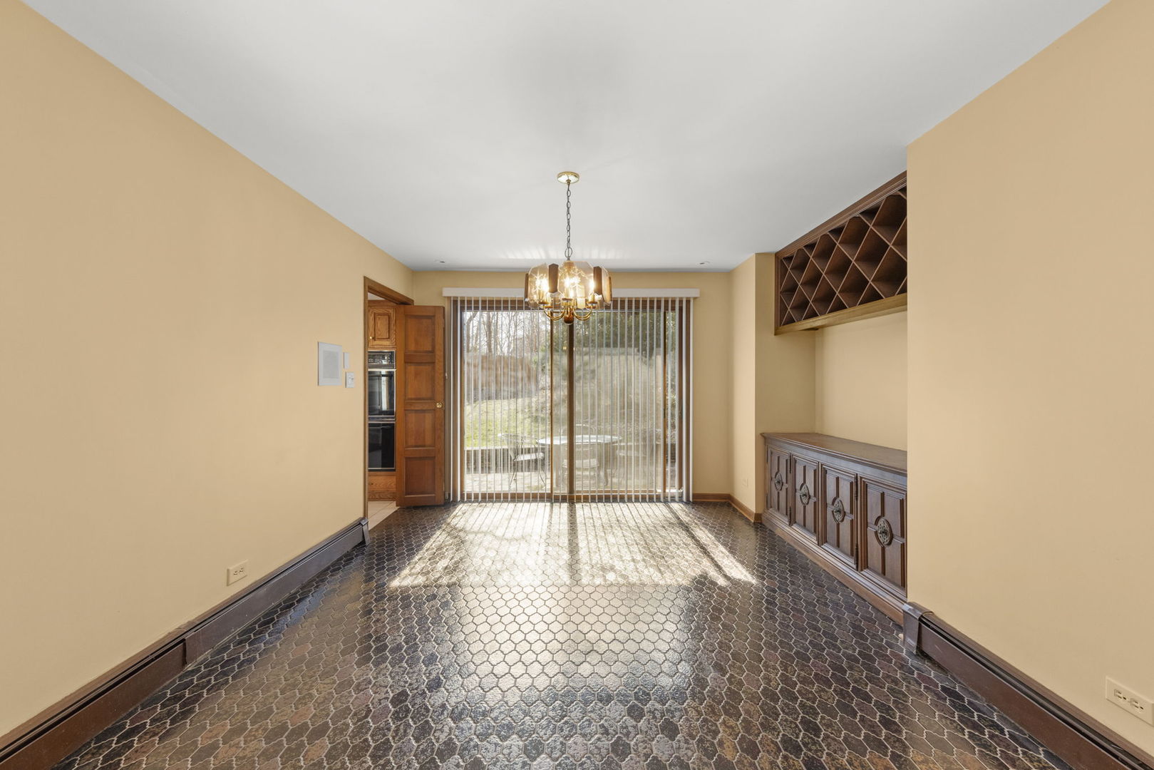 13500 W Little Creek Drive, Homer Glen, IL 60491