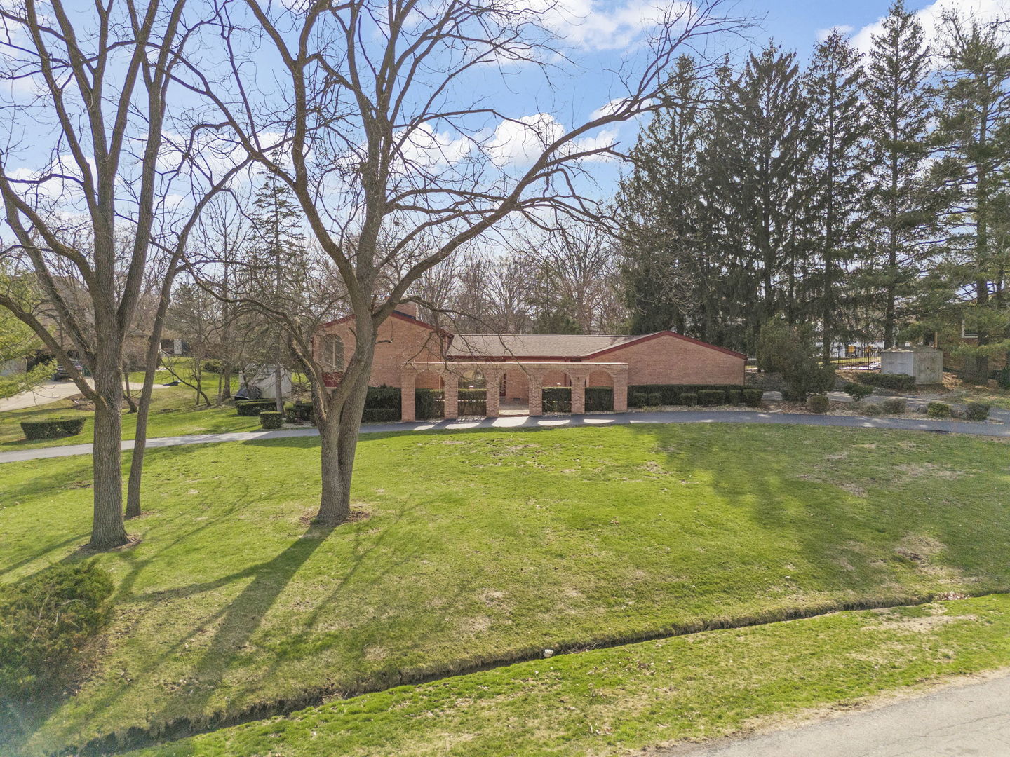 13500 W Little Creek Drive, Homer Glen, IL 60491