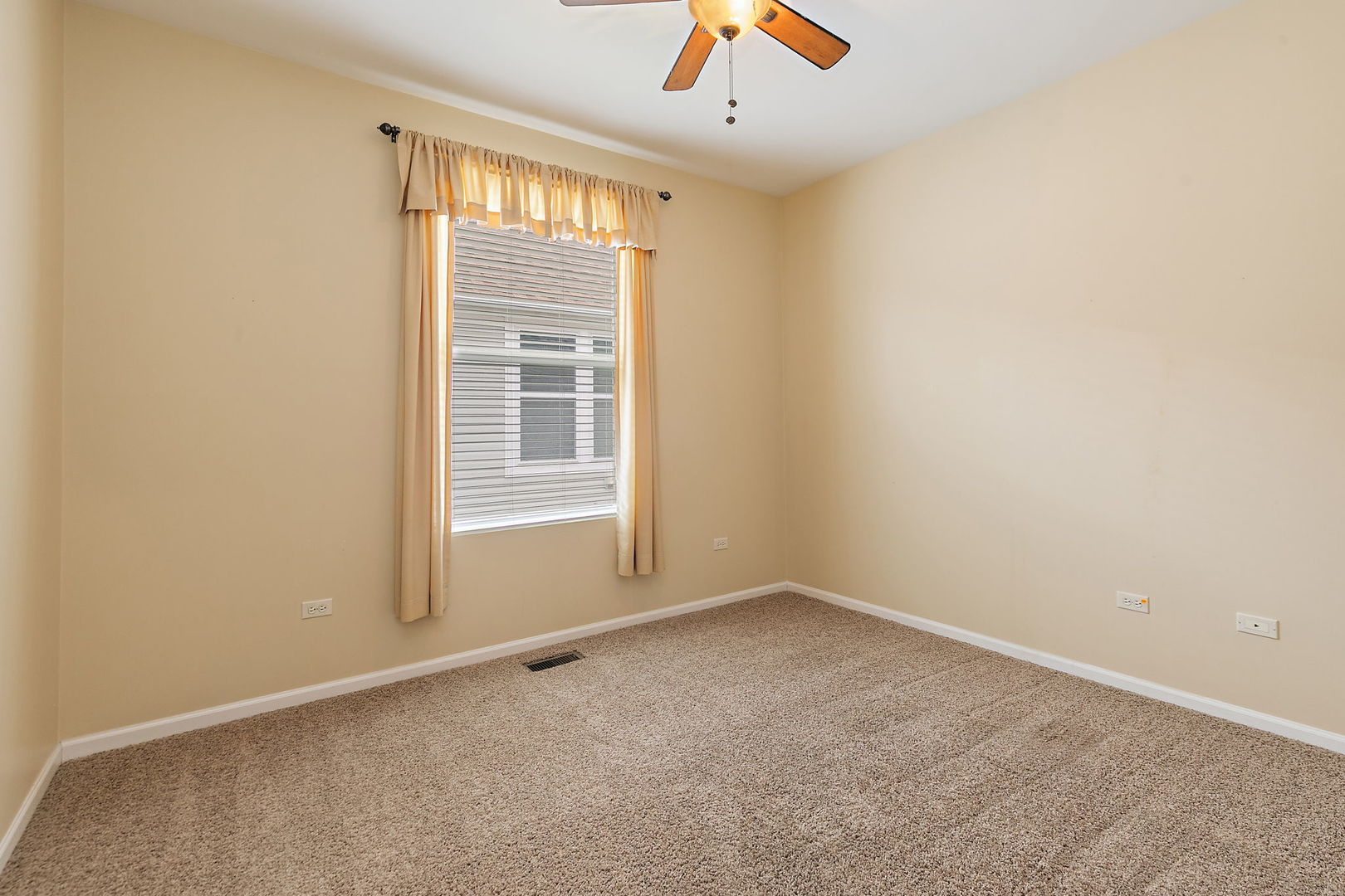 12970 Brookwood Drive, Huntley, IL 60142