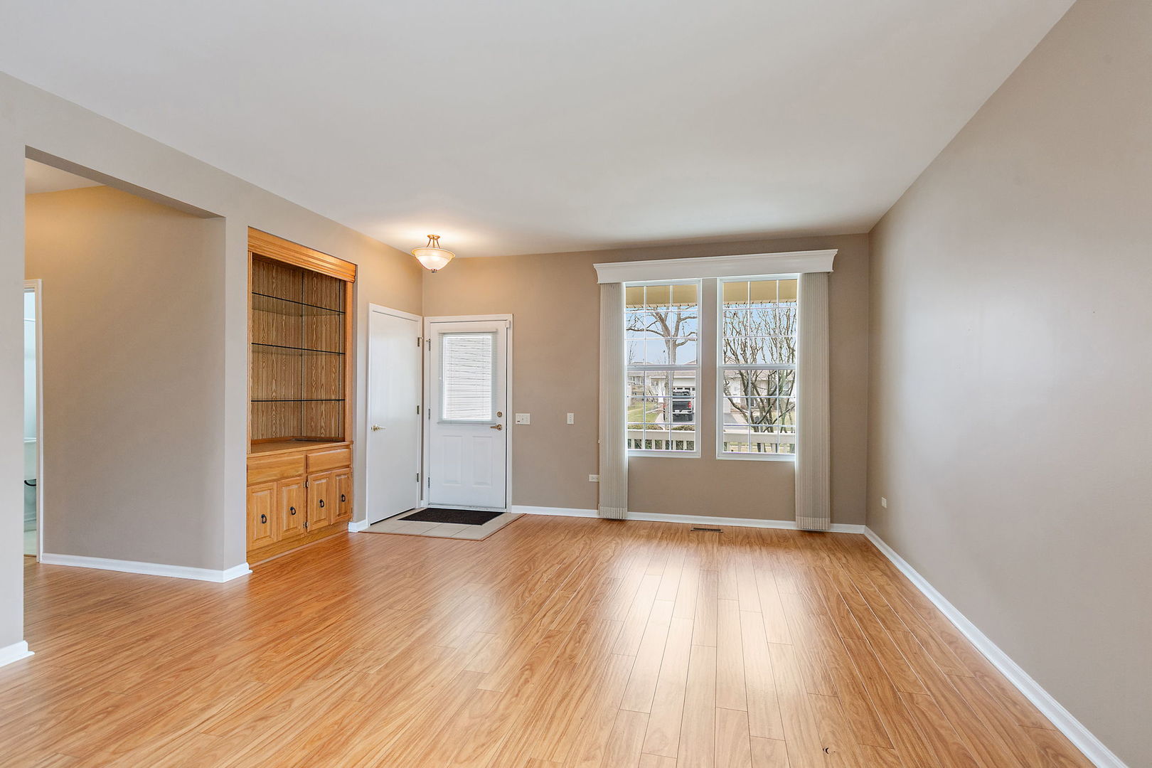 12970 Brookwood Drive, Huntley, IL 60142