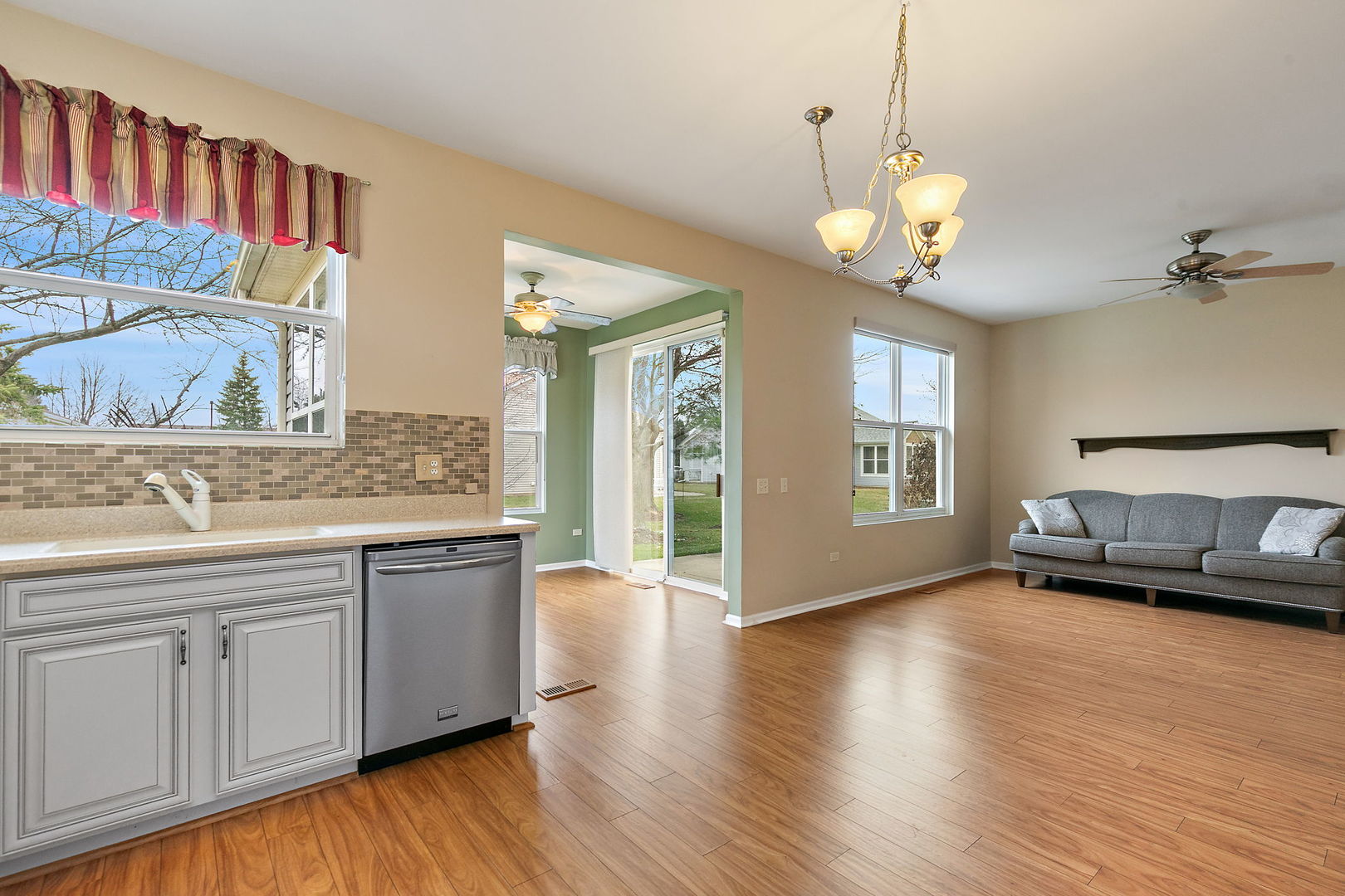 12970 Brookwood Drive, Huntley, IL 60142