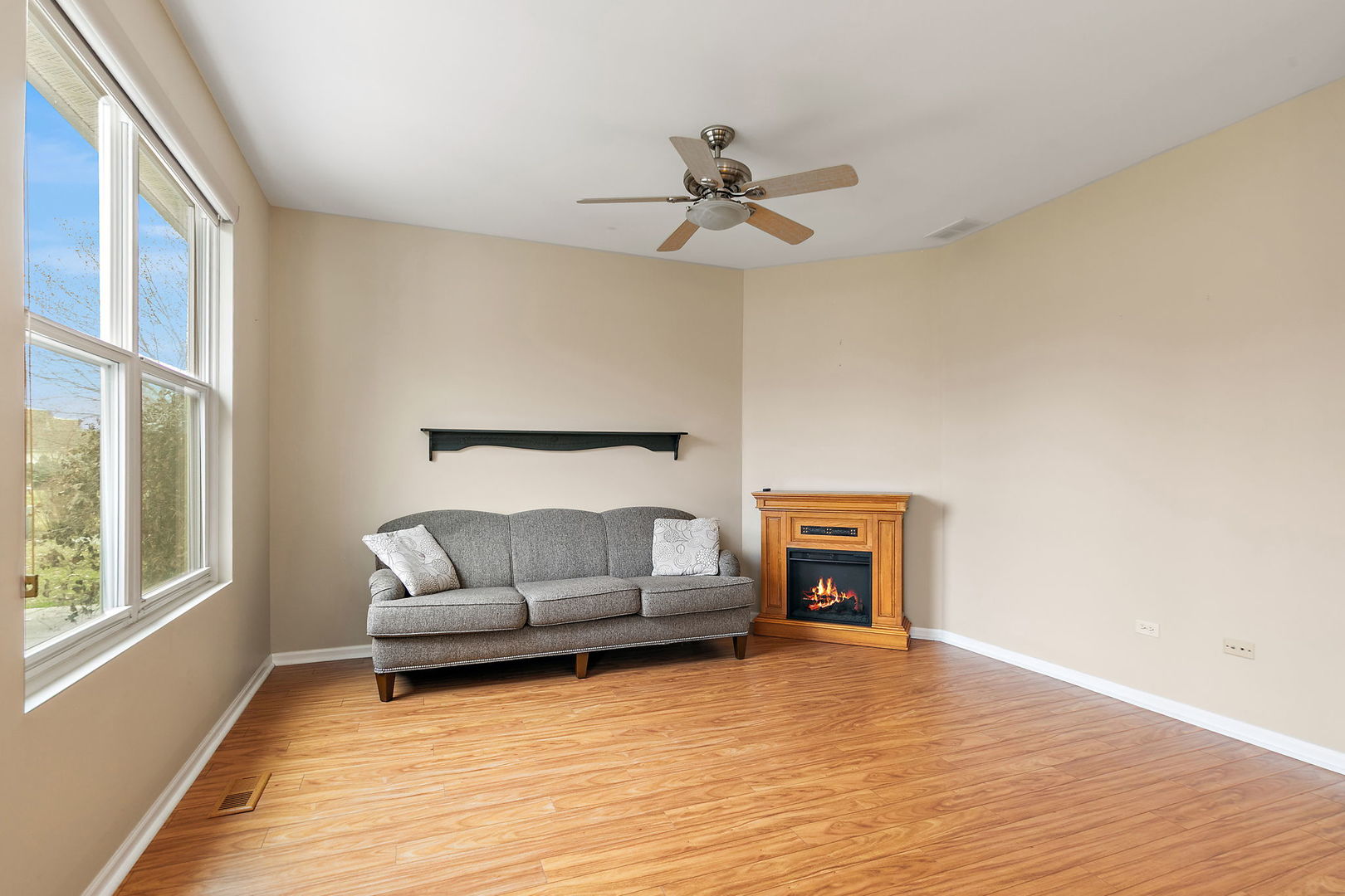 12970 Brookwood Drive, Huntley, IL 60142