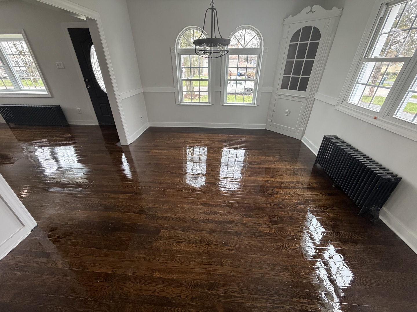 423 S Center Street, Bensenville, IL 60106