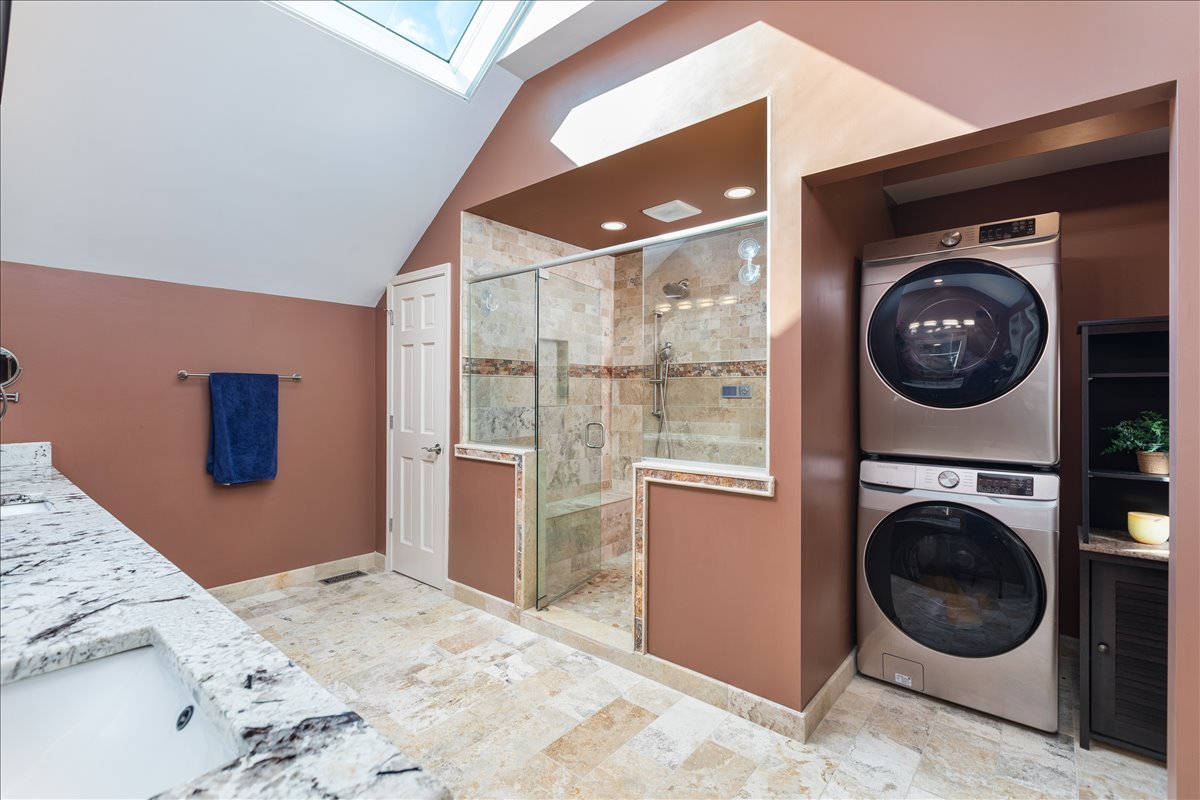 1576 Pine Lake Drive, Naperville, IL 60564