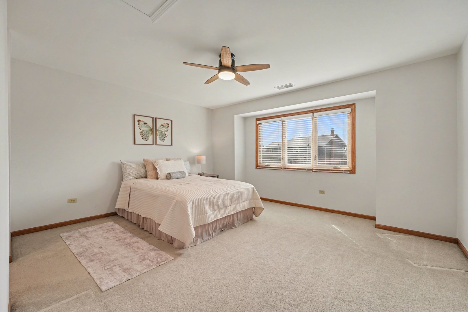 8027 Enclave Lane, Tinley Park, IL 60487